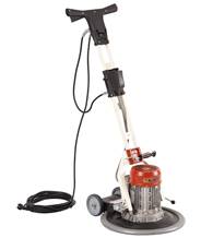 MONOBROSSE MAXITITINA SUR ROUES